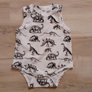 NWT Cat papa, Dinosaur onesie white and black